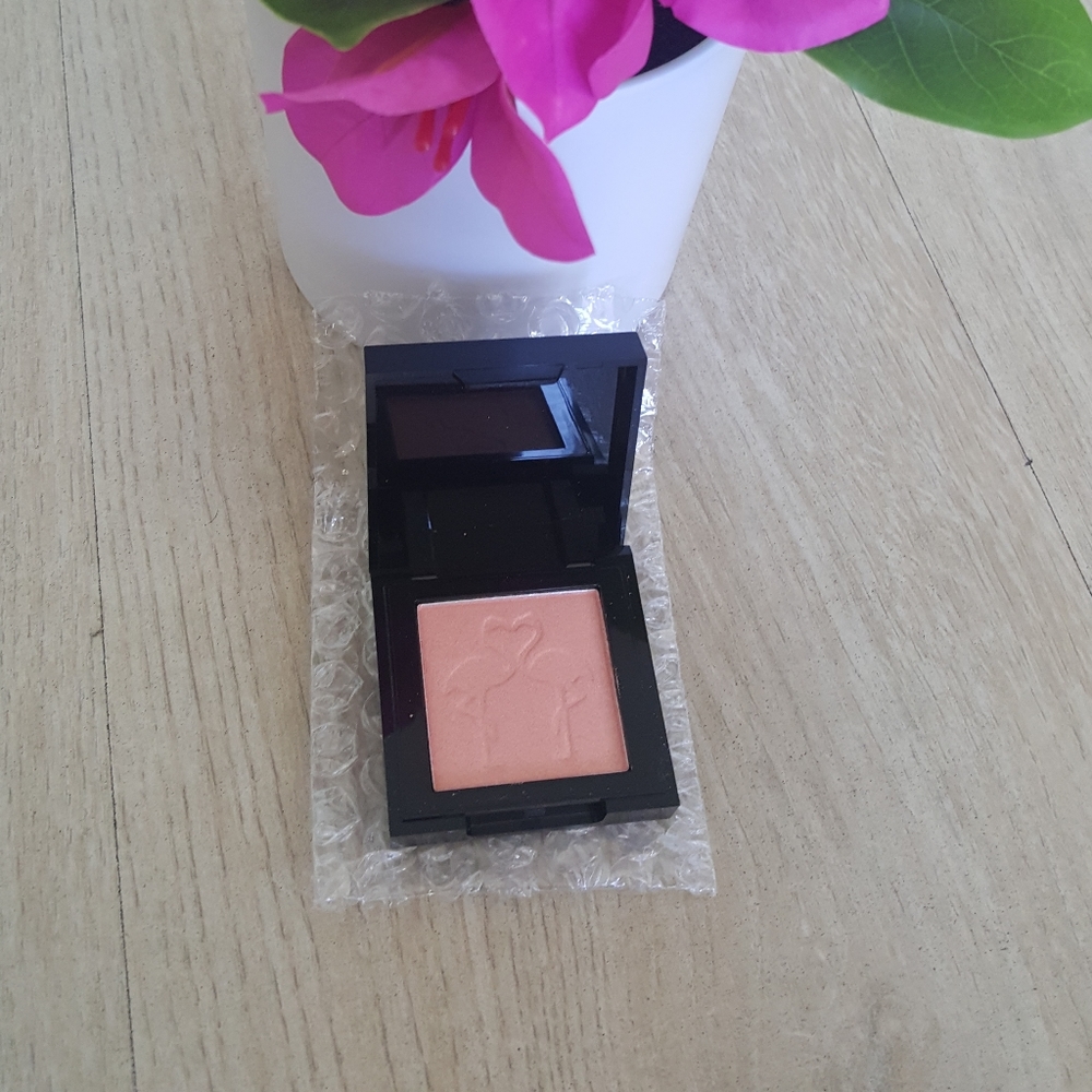 🎈Shaina B Miami highlighter - Picture 9 of 10